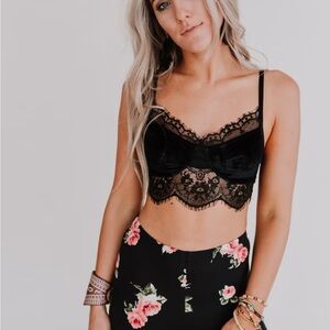 THREE BIRDS NEST Jessa Velvet and Lace Cami - Black - L